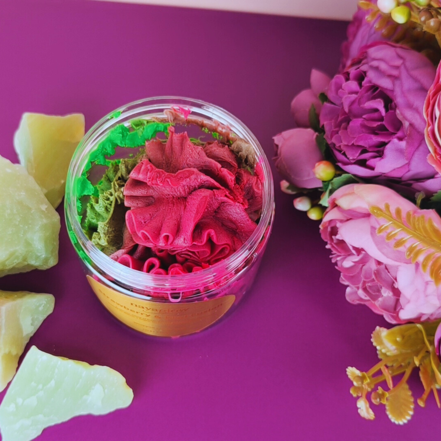 Strawberry & Kiwi – Luxury Whipped Cream Soap (120g)