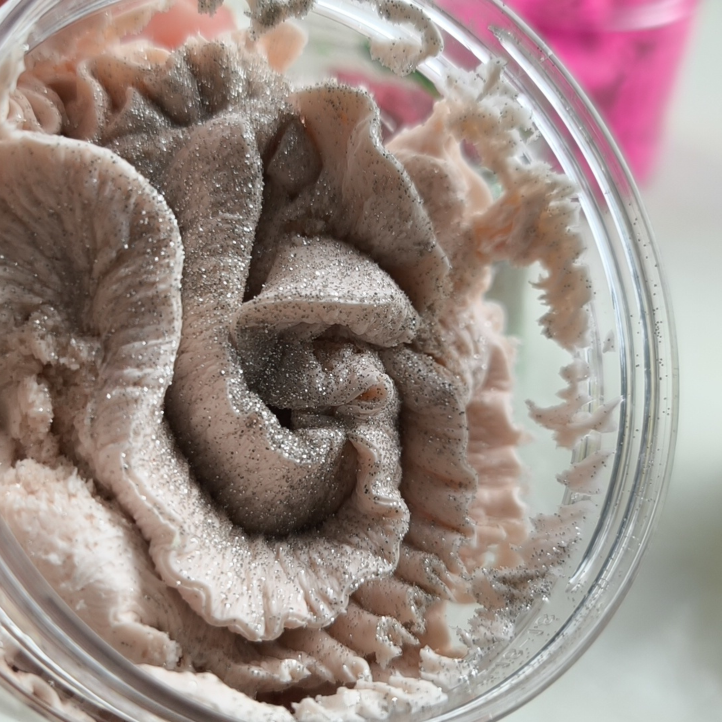 Warm Gingerbread – Whipped Cream Soap 120g | Cozy Winter Edition